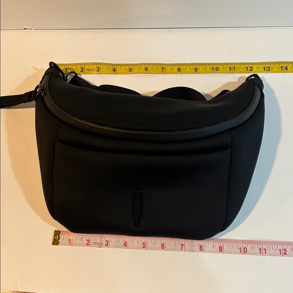 Thacker Salinas Sling Bag - Picture 13 of 15